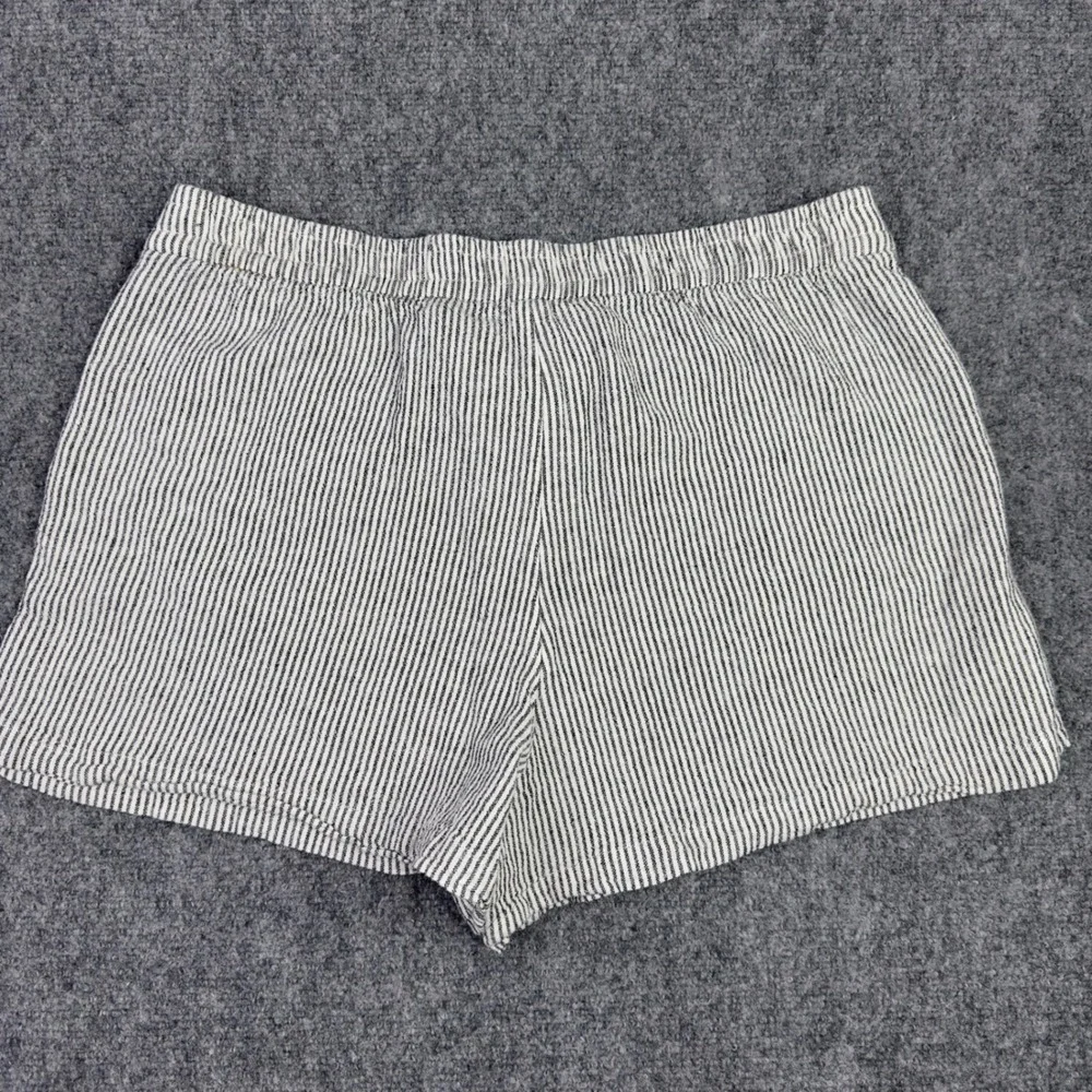 J.Crew Shorts M Black White Linen Blend Striped Coastal Minimalist Vacation Boho